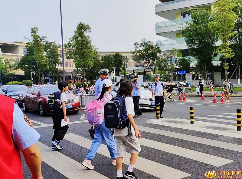交通拥堵有效缓解.jpg