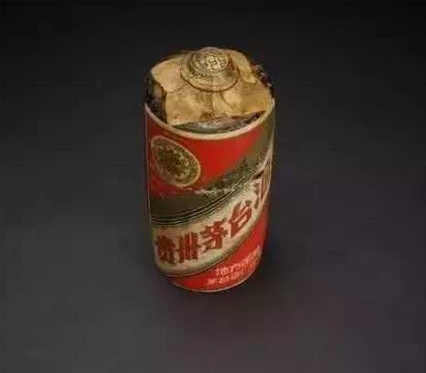 中国最贵的10瓶白酒，最后一瓶抿一口就能买到一套房