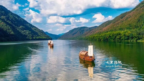 凤凰周边哪些景点好玩_杭州周边好玩的旅游景点推荐_银川周边哪个景点好玩