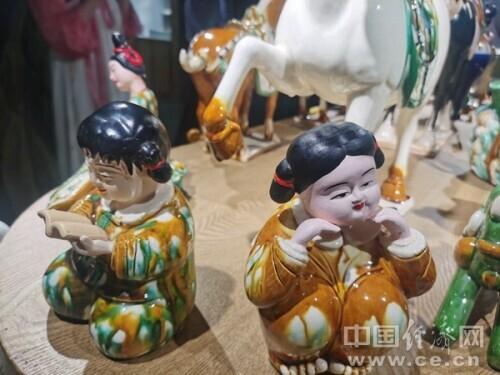 ko孔,弹簧孔,唧嘴孔在模具的板件位置_孔家钧窑_北京石景山绍家坡甲三号刘学孔