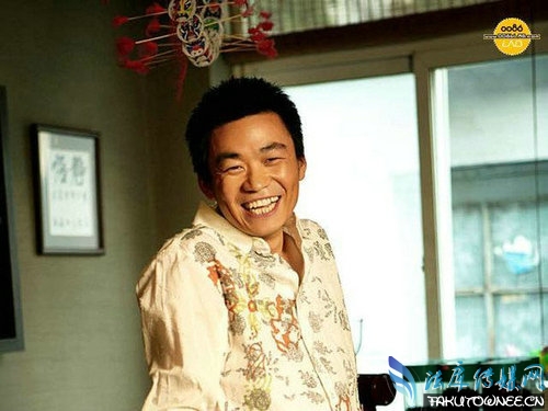 王宝强现在拍电影的片酬是多少钱？王宝强真的很傻吗？