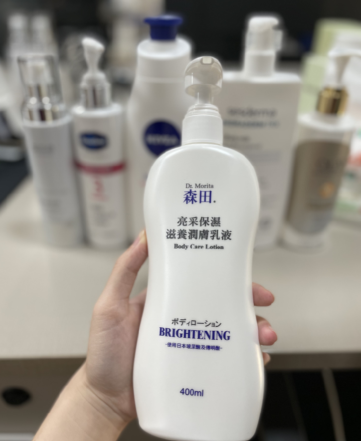 身体乳哪个牌子好美白_美白身体乳哪个好用效果好_凡士林美白身体乳哪个版本好