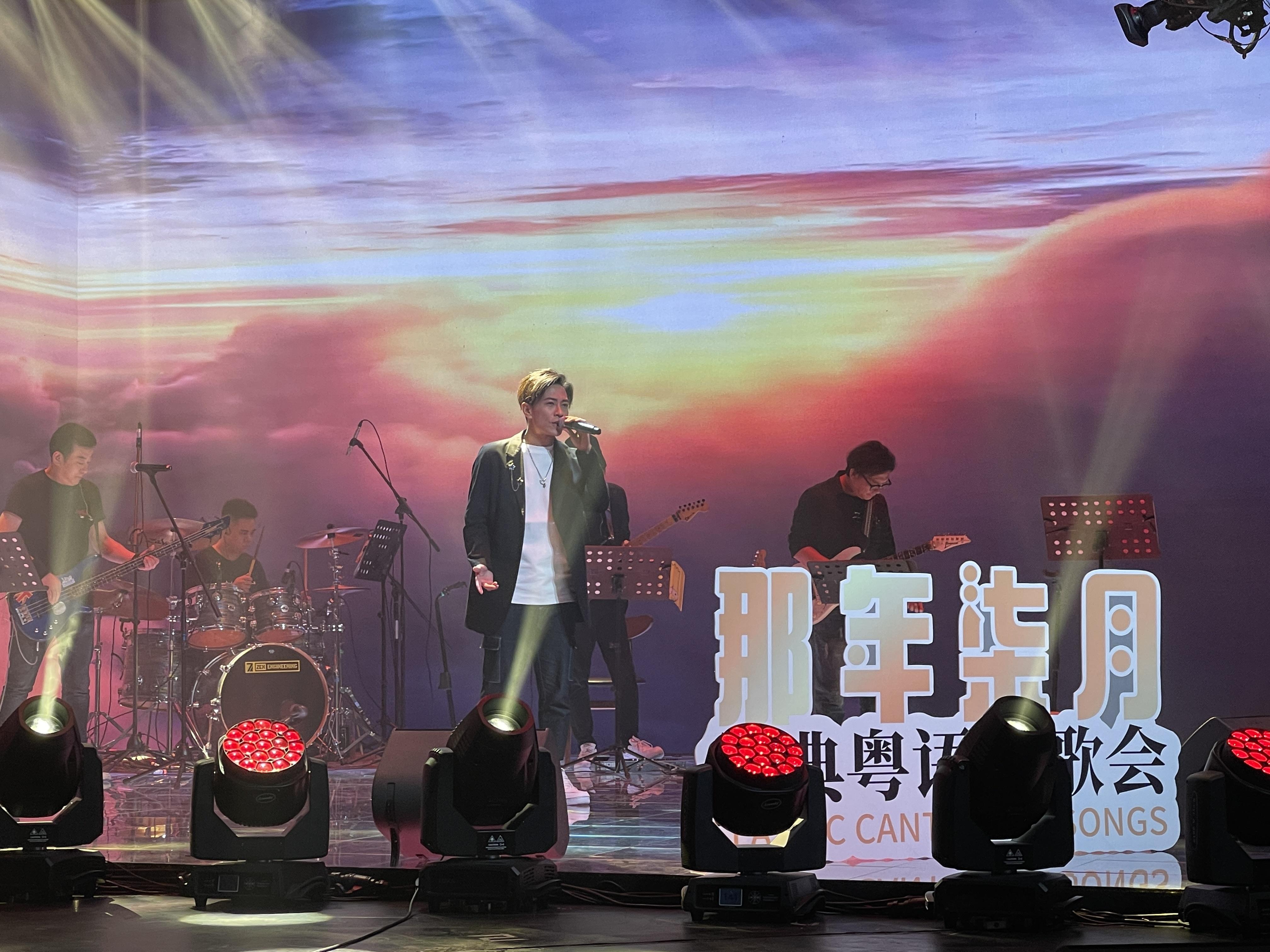 香港回归的歌曲_香港 回归_香港什么时候真正回归