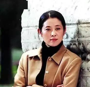 赵雅芝和倪萍谁年龄大_倪萍今年年龄是多少_倪萍年龄