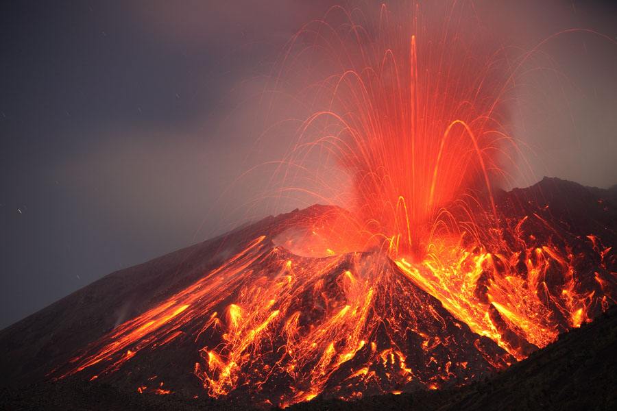 富士山火山预计爆发时间_黄石火山下一次爆发时间_美国黄石公园火山如果爆发