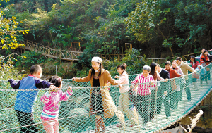 三月景色美如画学生春游好时节