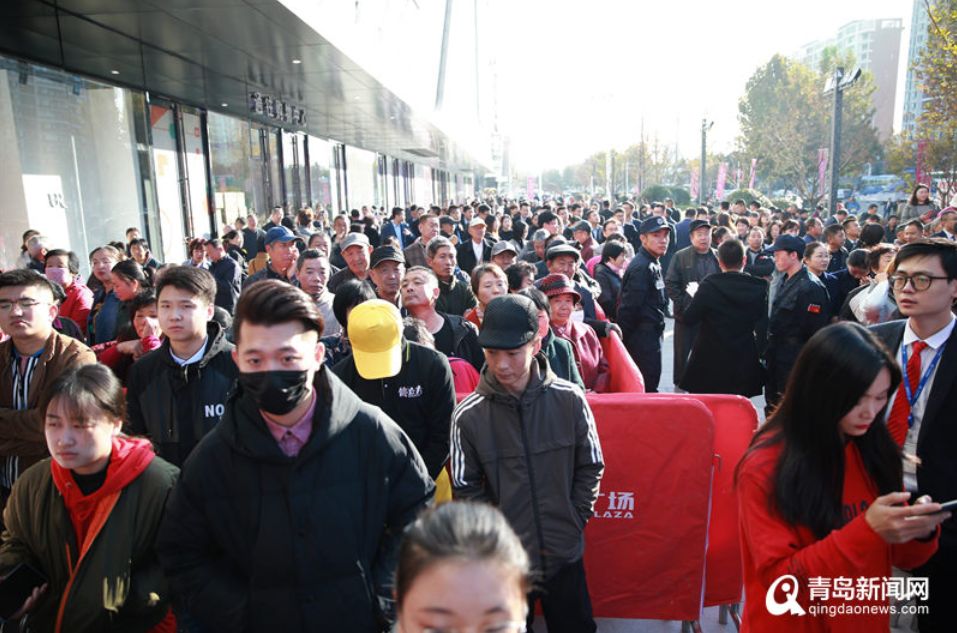 青岛万达广场_青岛万达cbd广场电话_青岛北站东广场和西广场区别